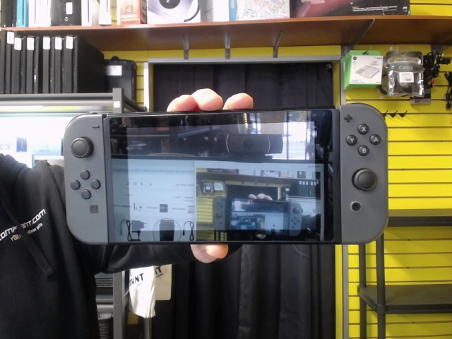 Switch +chargeur ne s'affiche pas sur tv