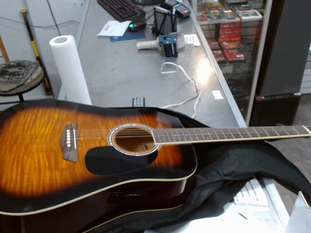 Guit seche petit crack+etuis