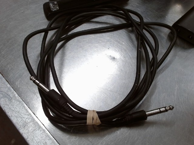 Jack stereo pour guitare