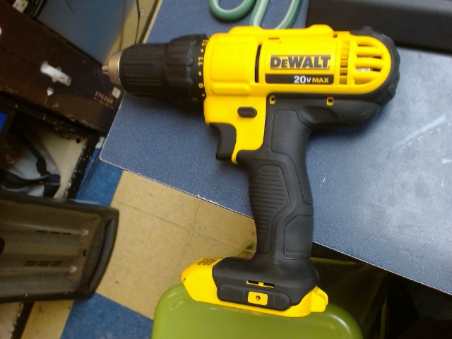 Drill dewalt outil sans batterie reactiv