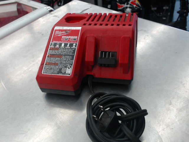Chargeur milwaukee m12 m18