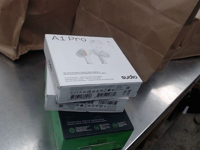 Earbuds a1 pro white in box