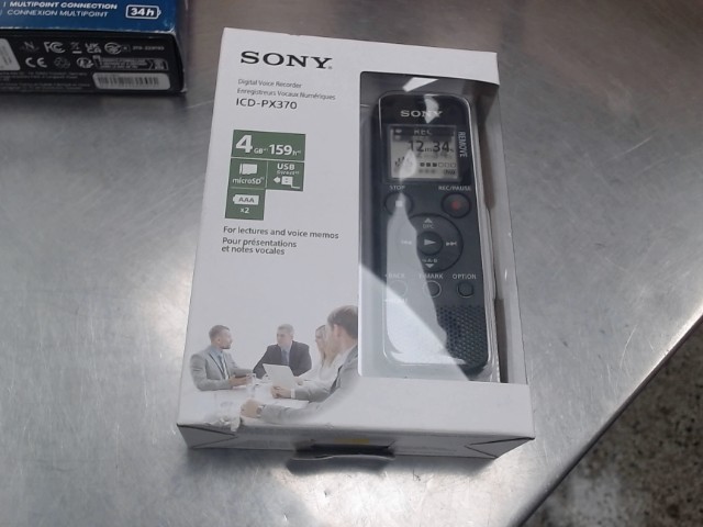 Digital voice recorder