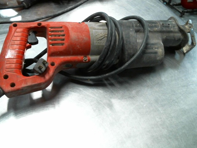 Sawzall cabl� milwaukee