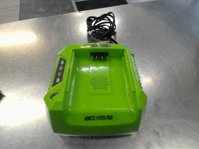 Charger 80volt lithium electrique