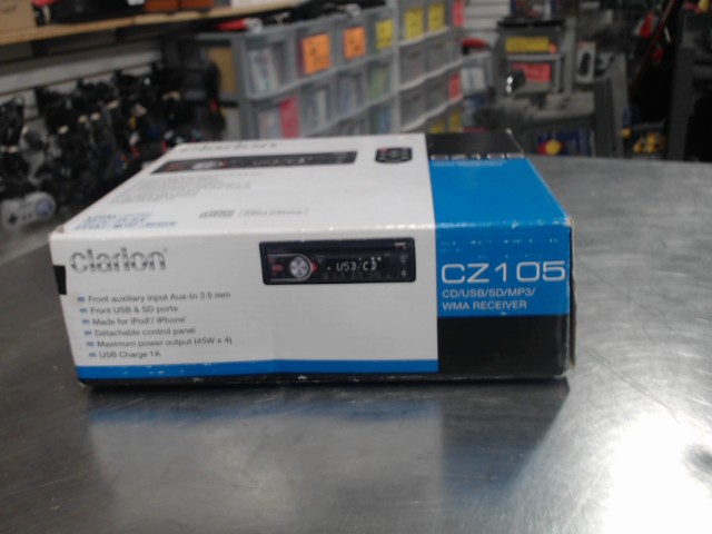 Radio d'auto 4channel (neuf)