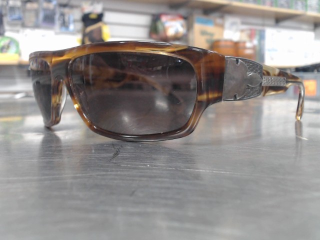 Paire lunette soleil