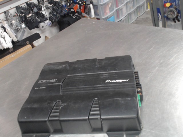 Ampli auto(2 channel/760watt)