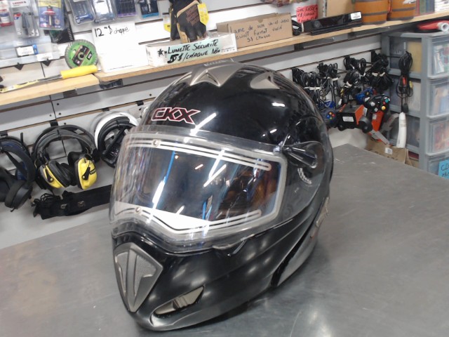 Casque motoneige chauffant