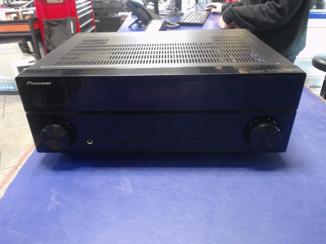 Amplificateur cin�ma maison pas manette