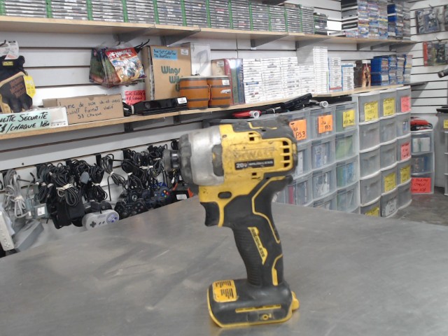 Impact 20v no batt/chargeur