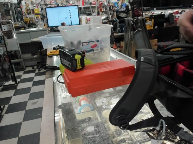 Generic ryobi 18v lion 5ah