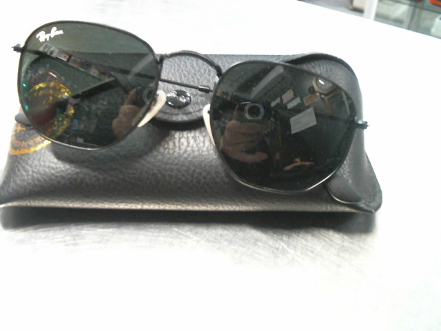 Lunette de soleil rayban neuf