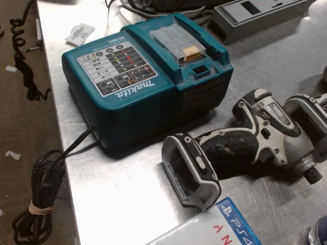 Chargeur rapide makita