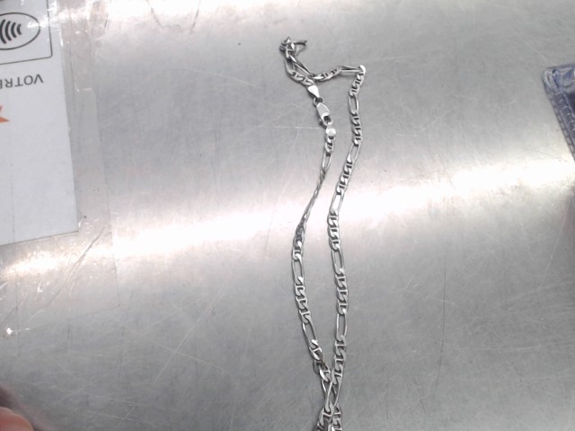 Chaine en argent style figaro