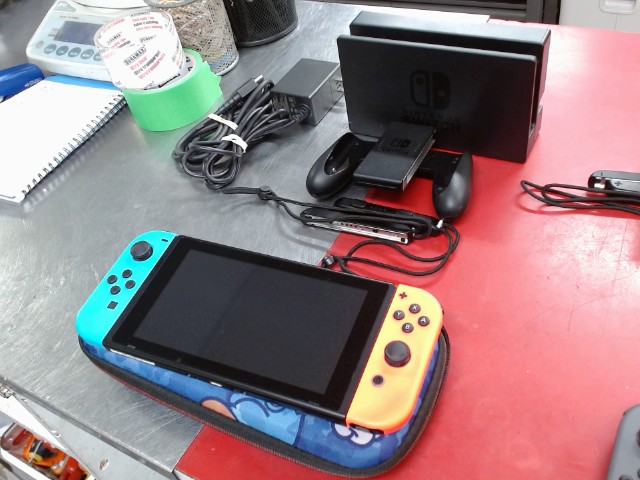 Console switch+station+chargeur+etui