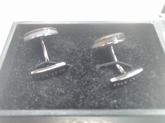 Cufflinks
