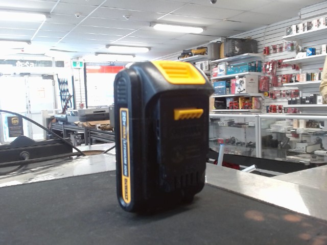 Dewalt battery pack 20v