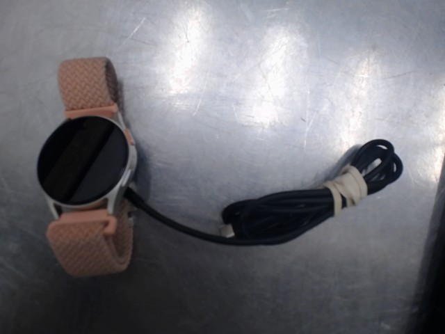 Samsung galaxy watch 7 avec chargeur