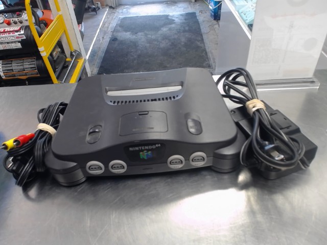 Nintendo 64 + fil +memory card