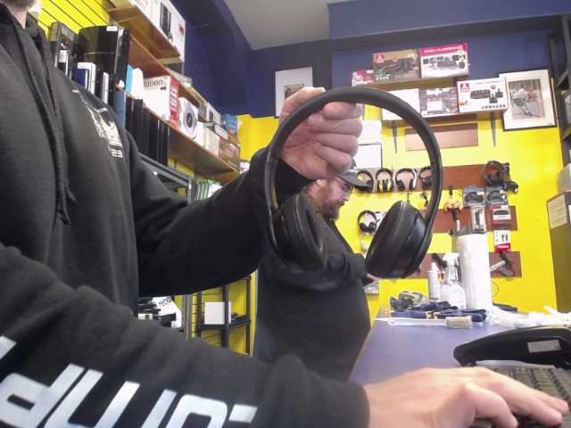 Beats solo 3 wireless