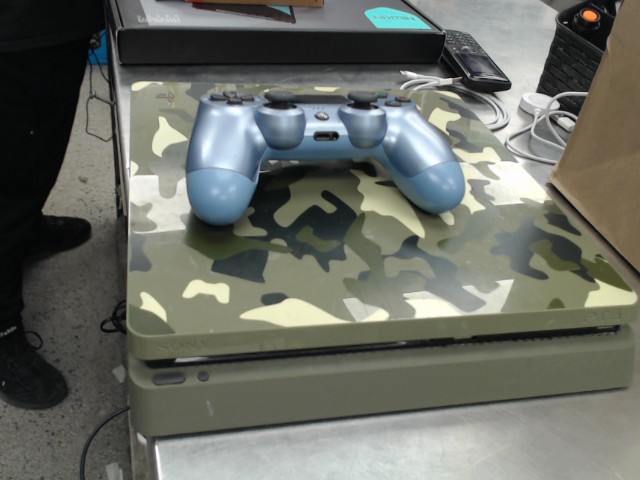 Ps4 slim 1 tb camo green