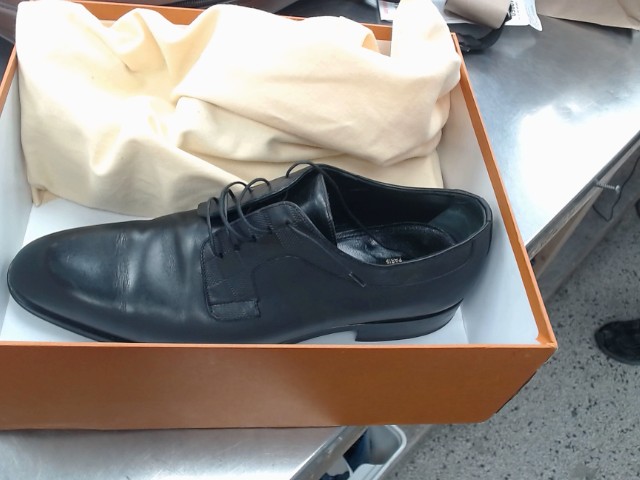 Louis vuitton shoes bought here 220