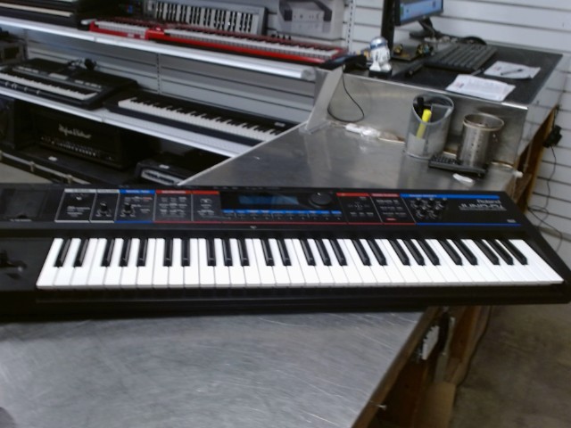 Clavier roland juno-d