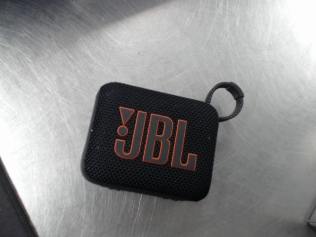 Speaker jbl go 4