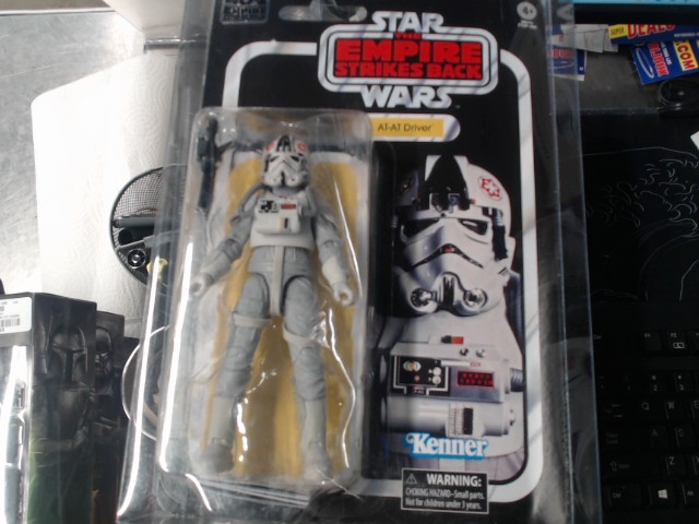 Figurine star wars at-at driver