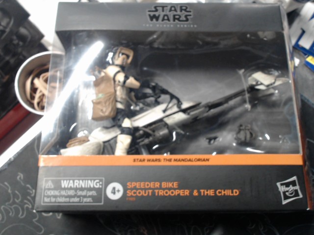 Figurine star wars speeder bike trooper
