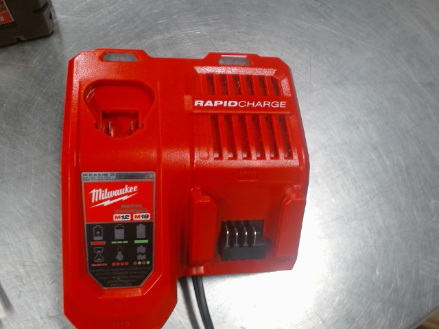 Chargeur rapide milwaukee