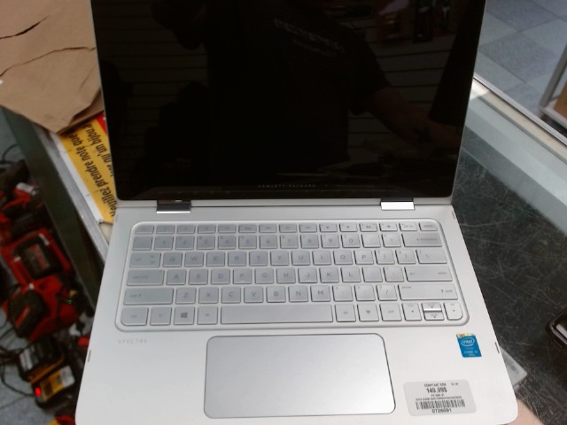 4cpu i5/8gb ram/128ssd/touchscreen