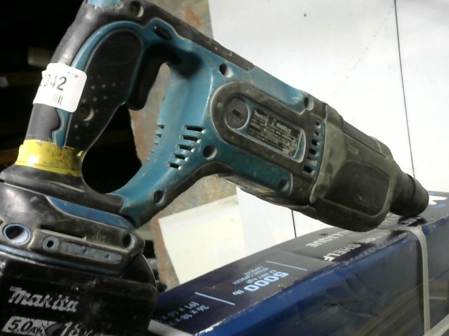 Hammerdrill makita a batterie