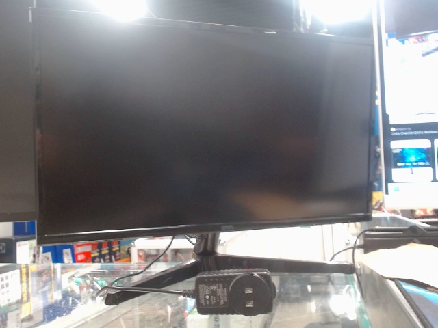 Ecran onn 22'' monitor