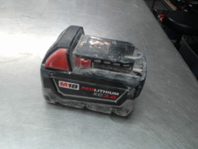 Batterie milwaukee 3ah