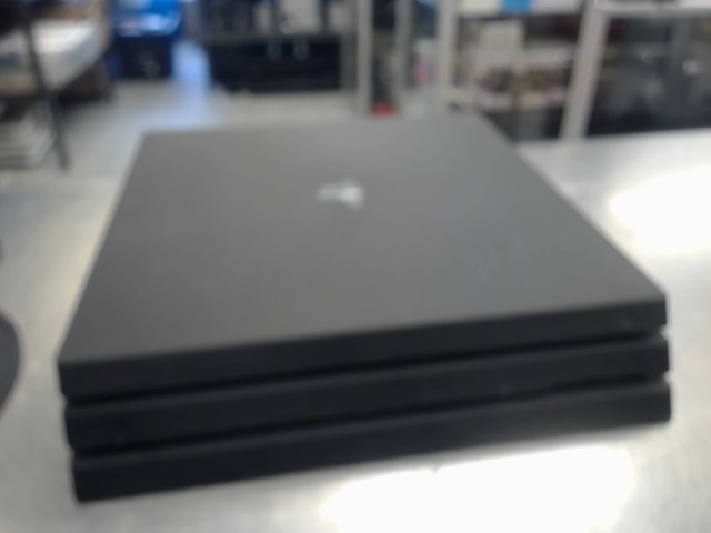 Console ps4 pro sans manette+fil