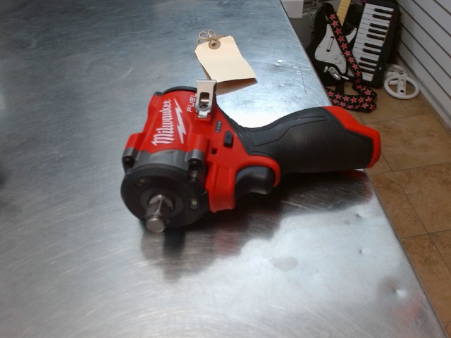 Impact 12v milwaukee comme neuf