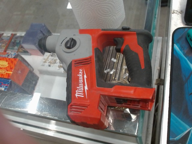 Rottary hammer milwauke avec batt
