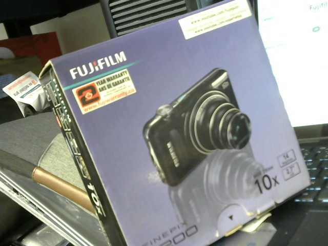 Appareil photo 14mp+boite+chargeur