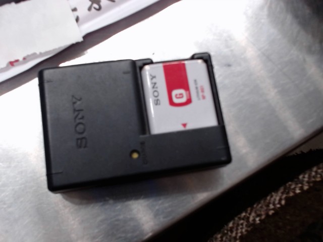 Sony cyber-shot+etui+chargeur+batterie