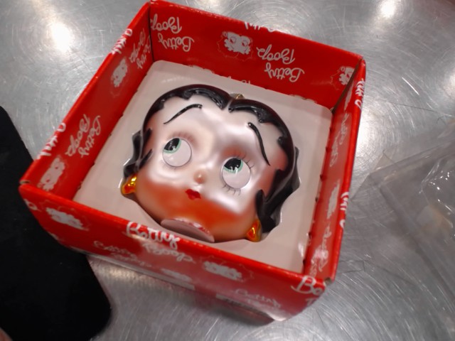 Boule de noel betty boop