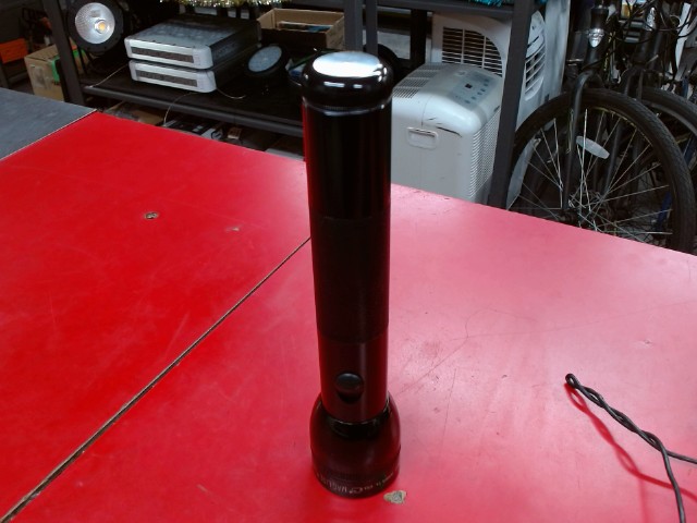 Lampe de poche led noir