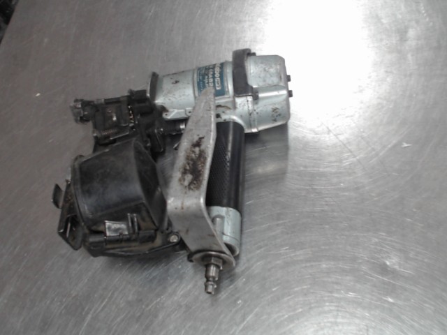 Cloueuse a bardeau a air