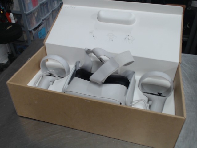 Oculus 2 avec manette dans boite