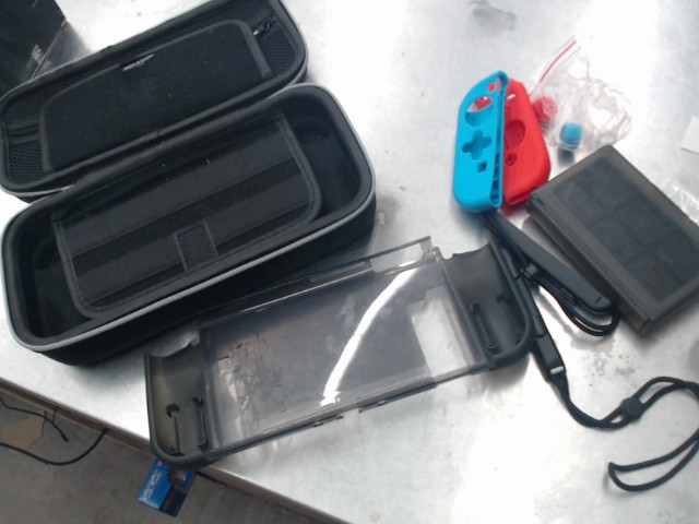 Case pour switch avec accessoires