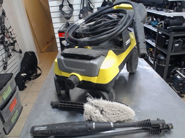 Pressure washer