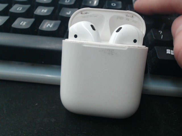 Airpods 1st gen blanc