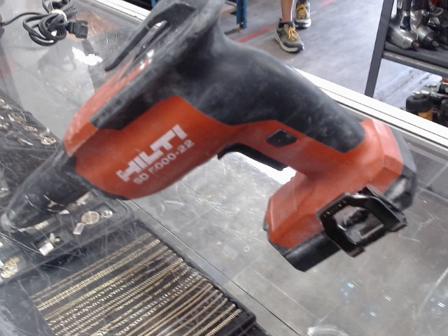 Drill a gypse 22v no batt/chrg