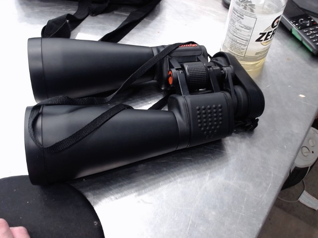 Paire de jumelle 15x70 long eye relief